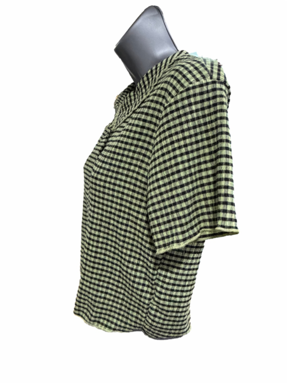 18. Women's Dazy Button Down Shirt Size L Green Black Striped Collared Top - Picture 4 of 6